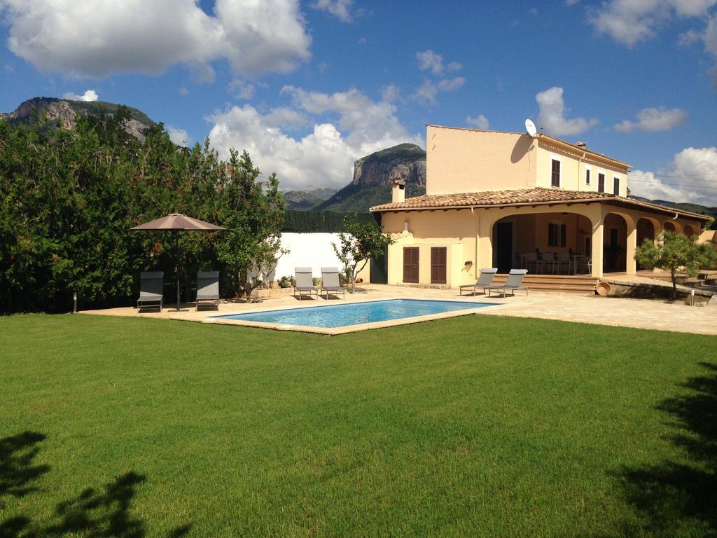 Camproig Holiday Home Alaró Habitación foto
