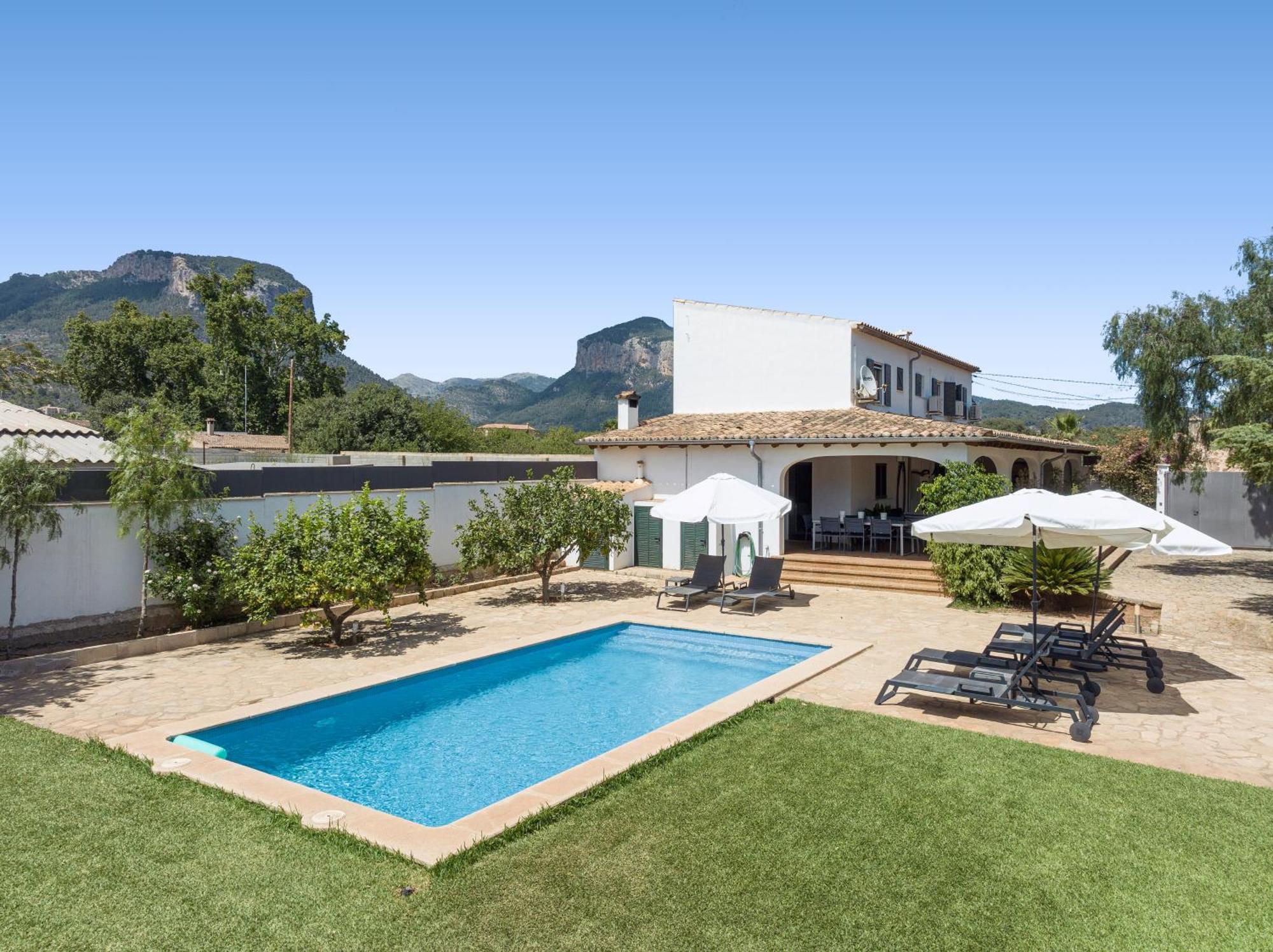 Camproig Holiday Home Alaró Exterior foto